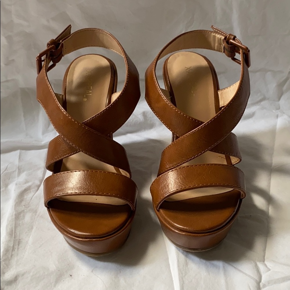 Tan wedges